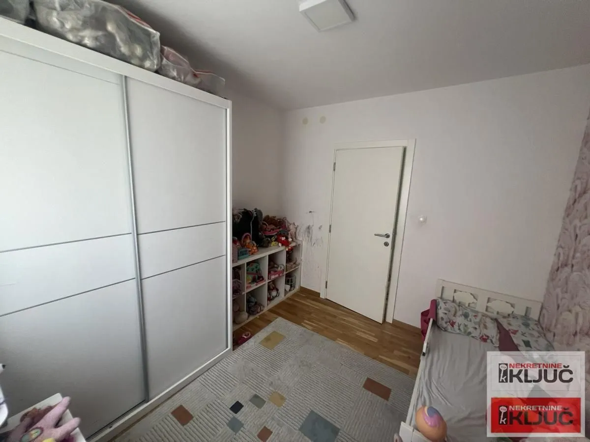 Prodaja, četvorosoban stan, 78m², Adice, Novi Sad Sve Podlokacije