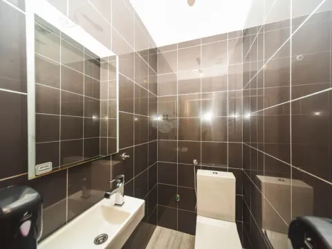 Rent, office space, 45m², City Kvart, Podgorica - image 14