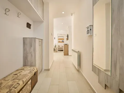 Prodaja, kuća, 200m², Budva, Crna Gora - image 10