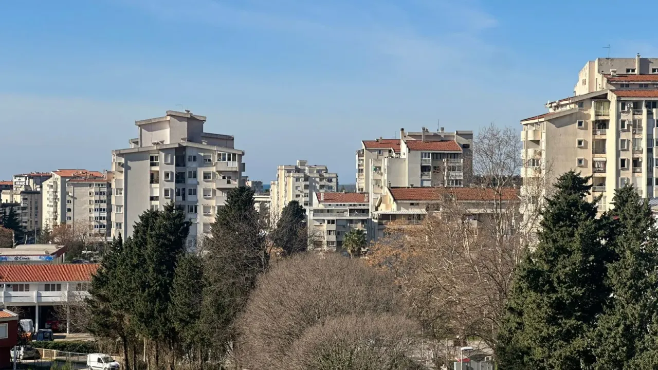 Sale, one bedroom apartment, 51m², Centar, Bar