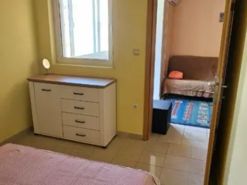 Rent, one bedroom apartment, 33m², Budva, Crna Gora - image 3