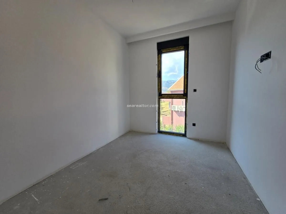 Prodaja, dvosoban stan, 61m², Tivat, Crna Gora