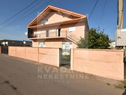 Sale, house, 246m², Karaburško Polje, Podgorica - image 5