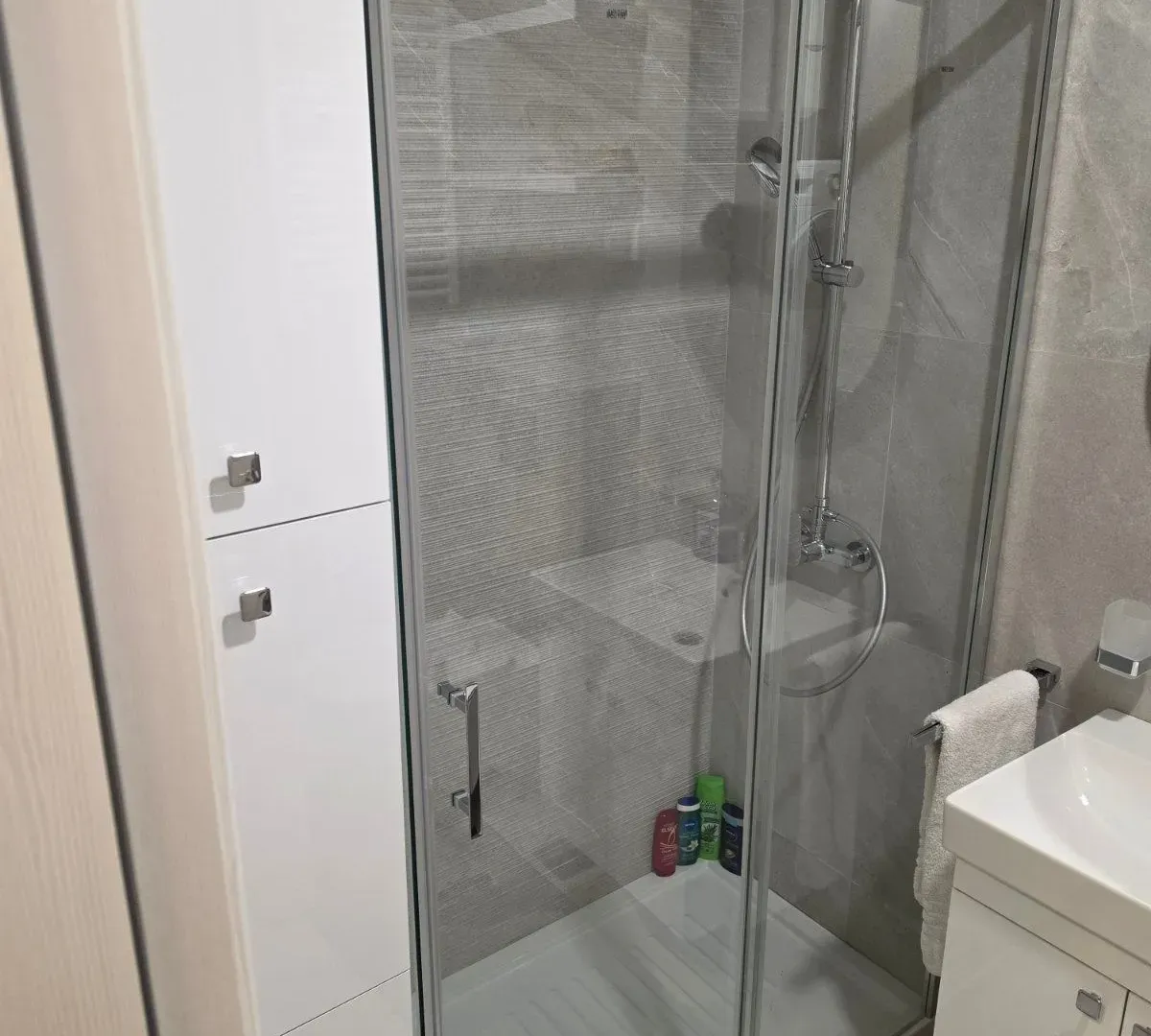 Rent, one bedroom apartment, 49m², Central Point, Podgorica