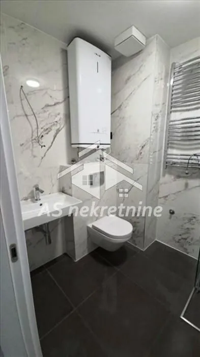 Izdavanje, stan, 66m², Čukarica, Beograd