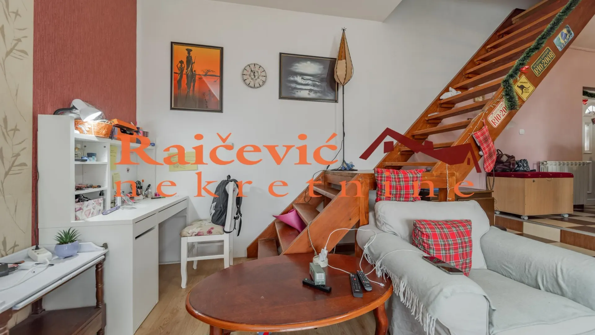 Prodaja, trosoban stan, 115m², Petlovo Brdo, Beograd