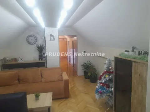 Sale, house, 450m², Surčin, Beograd - image 11