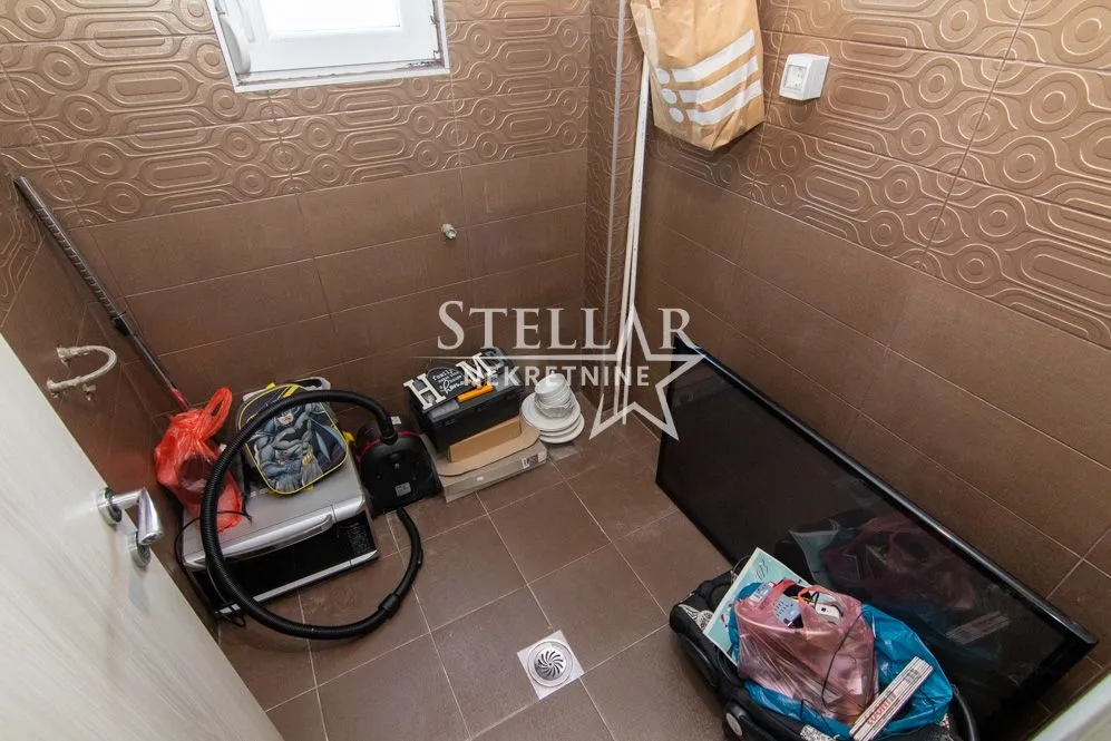 Rent, house, 140m², Donji Kokoti, Podgorica