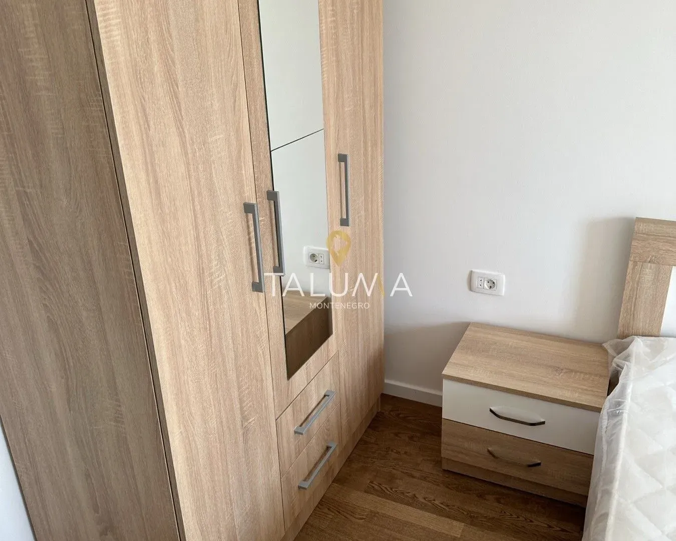 Rent, one bedroom apartment, 44m², Pobrežje, Podgorica