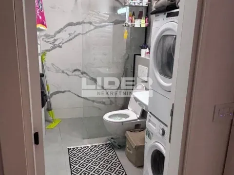 Sale, three bedroom apartment, 61m², Dušanovac, Voždovac Sve Podlokacije - image 2