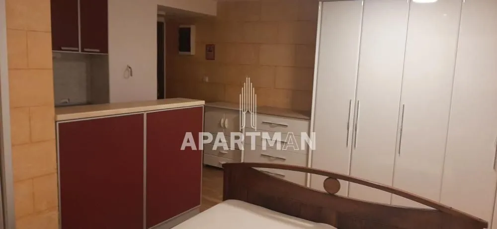 Rent, four bedroom apartment, 120m², Lekino Brdo, Voždovac Sve Podlokacije