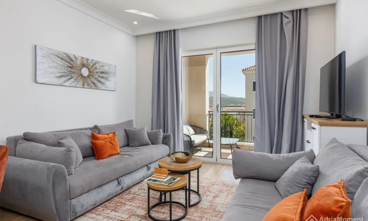 Prodaja, jednosoban stan, 50m², Luštica Bay, Tivat