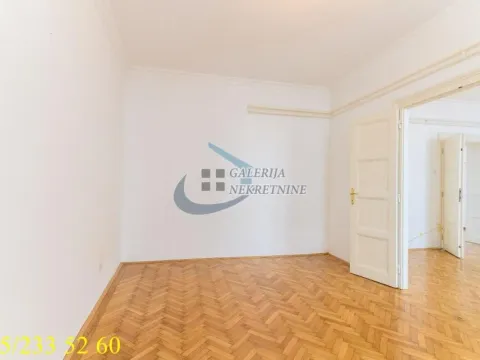 Izdavanje, četvorosoban stan, 104m², Stari Grad, Beograd - image 8