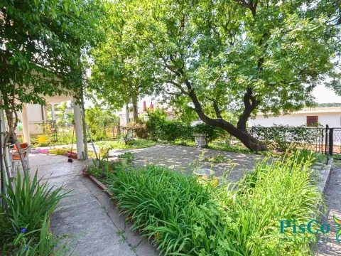 Sale, house, 180m², Bar, Crna Gora - image 9