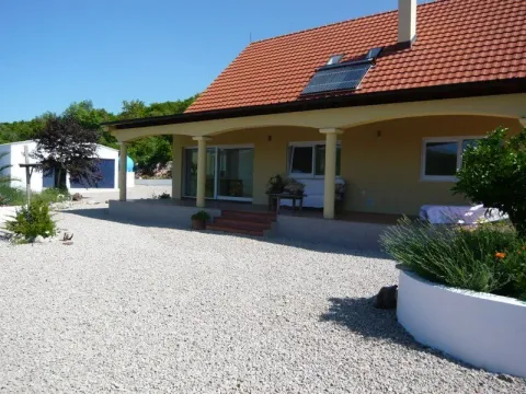 Prodaja, kuća, 220m², Nikšić, Crna Gora - image 8