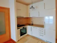 Izdavanje, dvosoban stan, 70m², Ljubović, Podgorica - image 2