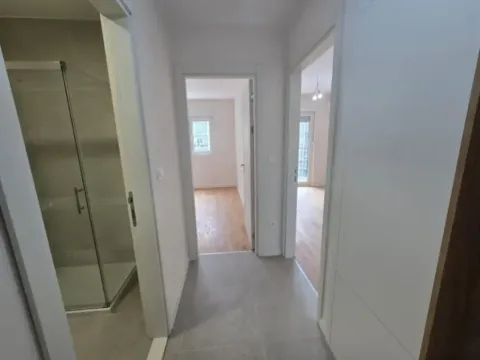 Izdavanje, jednosoban stan, 45m², Zabjelo, Podgorica - image 8