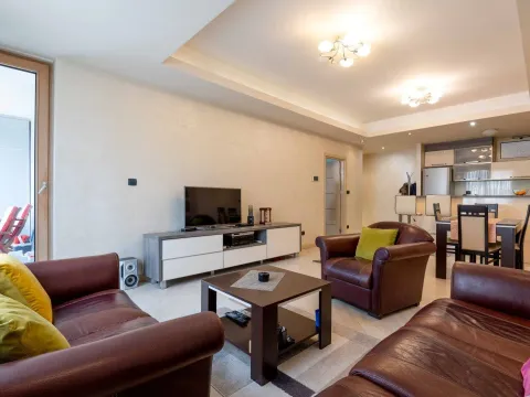 Prodaja, trosoban stan, 89m², Rozino, Budva - image 2