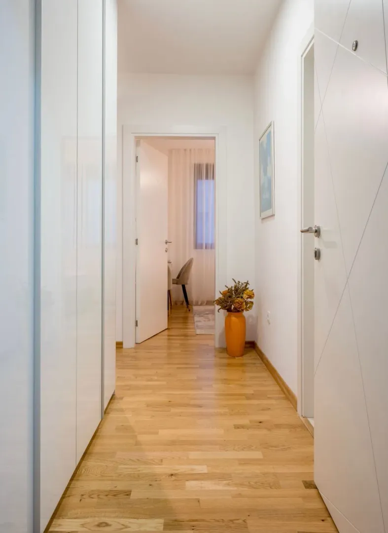 Sale, two bedroom apartment, 63m², Pod Kuk, Tivat
