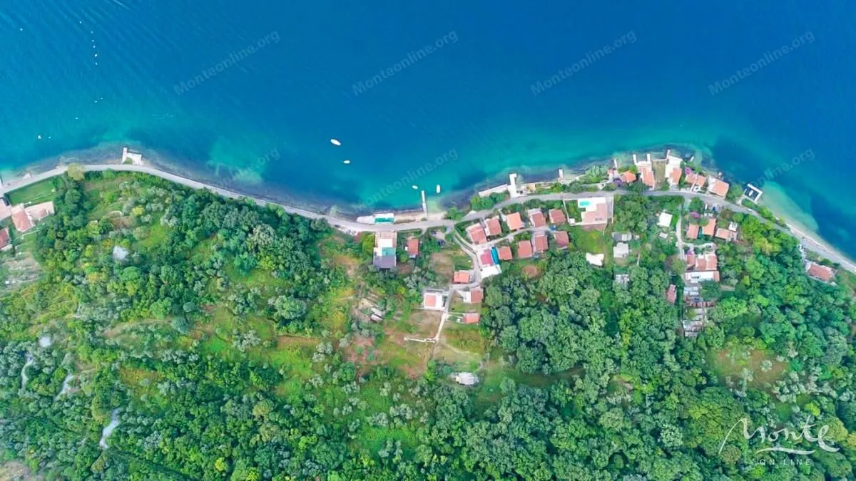 Sale, land lot, 928m², Stoliv, Kotor
