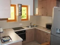 Rent, two bedroom apartment, 80m², Donja Lastva, Tivat - image 4