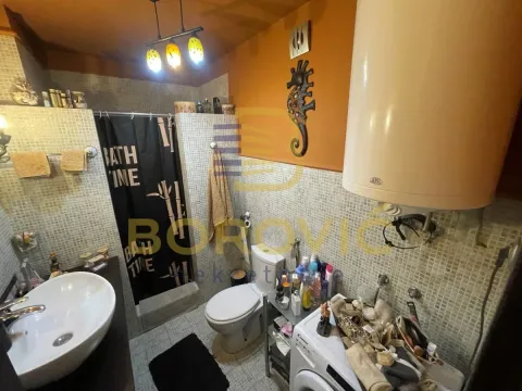 Prodaja, četvorosoban stan, 130m², Čukarica, Beograd - image 19