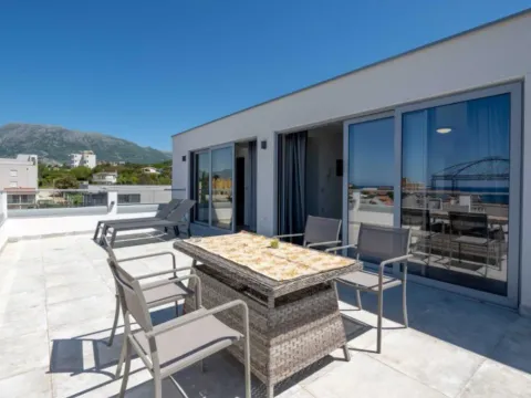 Sale, house, 272m², Utjeha, Bar - image 9