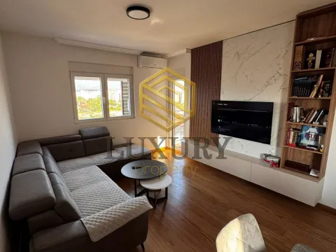 Sale, two bedroom apartment, 72m², New City, Podgorica - image 7