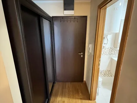 Rent, two bedroom apartment, 70m², City Kvart, Podgorica - image 15