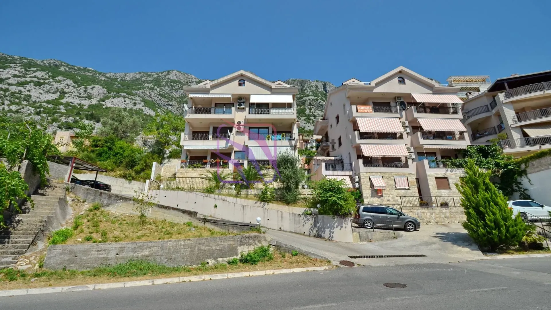 Sale, one bedroom apartment, 50m², Dobrota, Kotor