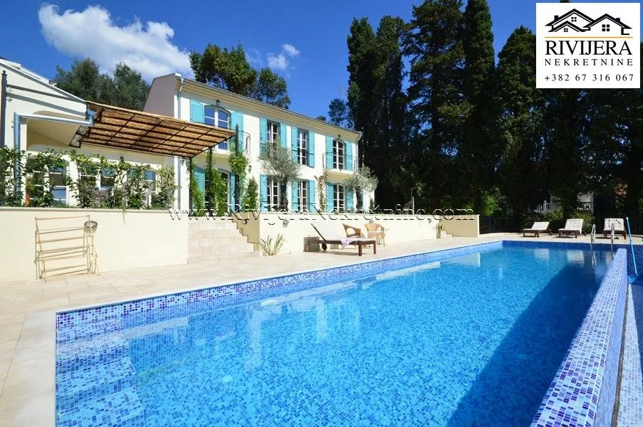 Prodaja, kuća, 184m², Baošići, Herceg Novi