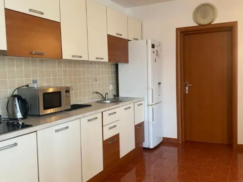 Izdavanje, jednosoban stan, 62m², Budva, Crna Gora - image 8