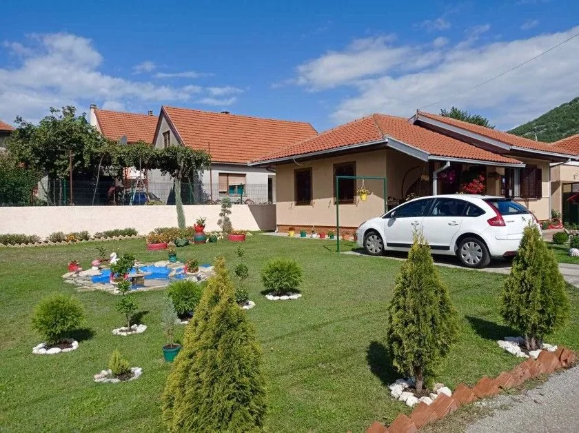 Prodaja, kuća, 65m², Cetinje, Crna Gora
