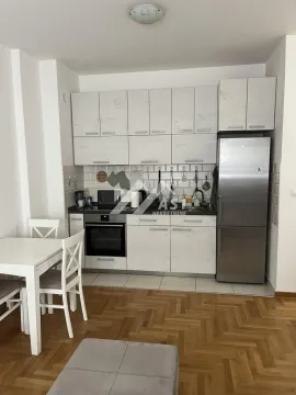 Izdavanje, jednosoban stan, 41m², Centar, Novi Sad - image 2