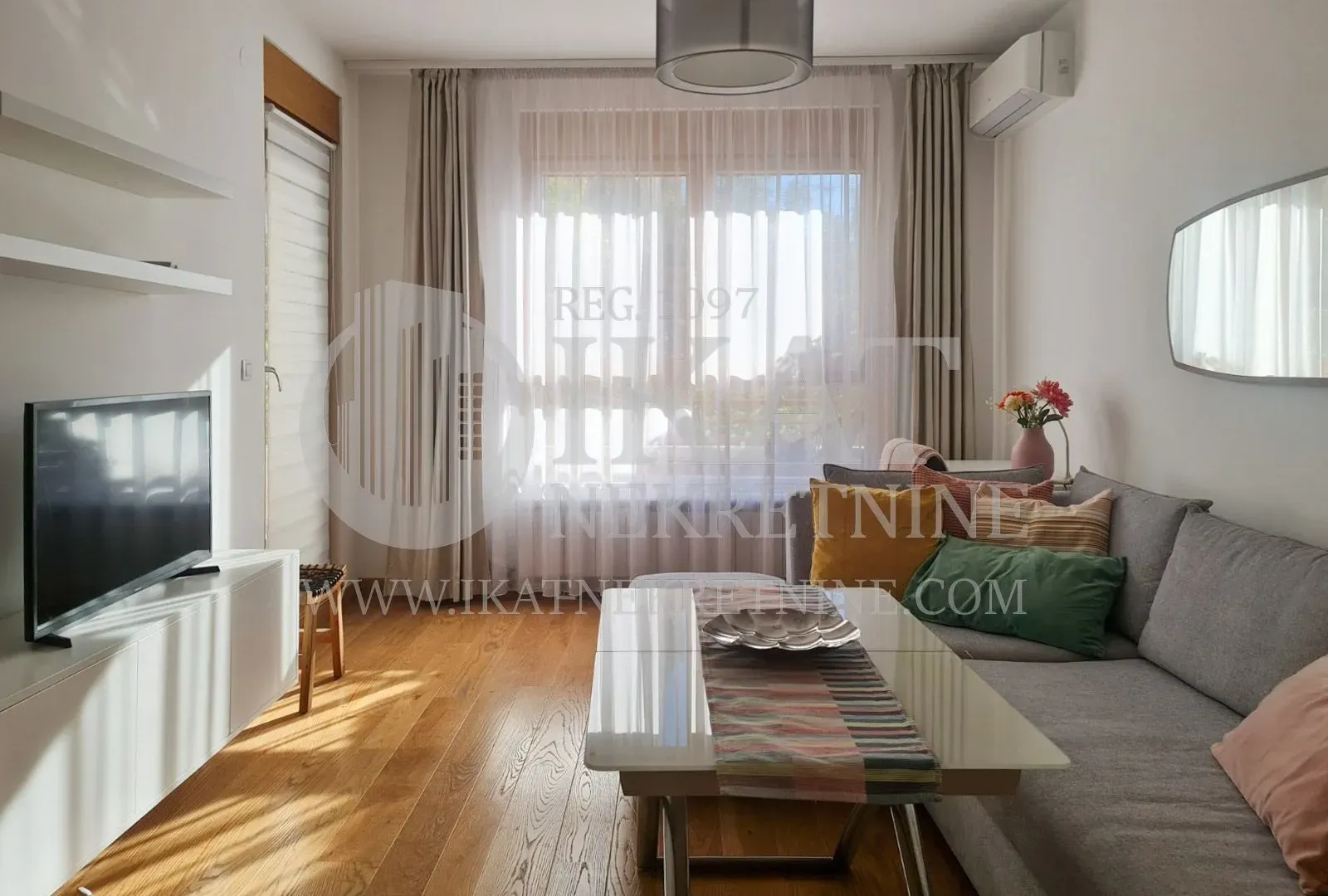 Rent, two bedroom apartment, 62m², Novi Beograd Blok 65, Novi Beograd Sve Podlokacije