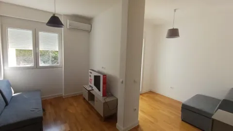 Sale, one bedroom apartment, 34m², Centar, Bar - image 7