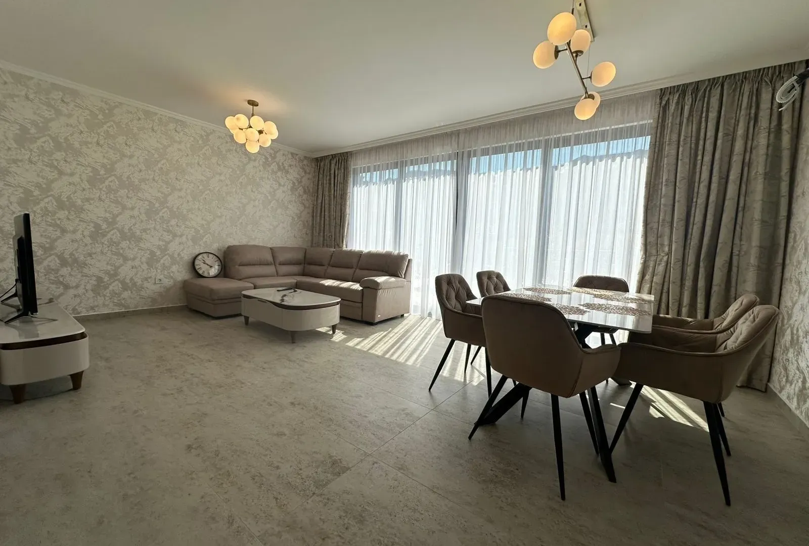 Izdavanje, kuća, 160m², Lastva Grbaljska, Kotor