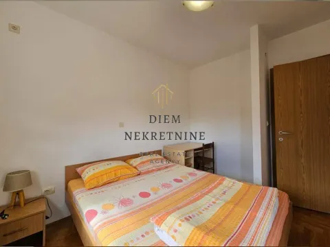 Rent, two bedroom apartment, 74m², Centar, Bar - image 13