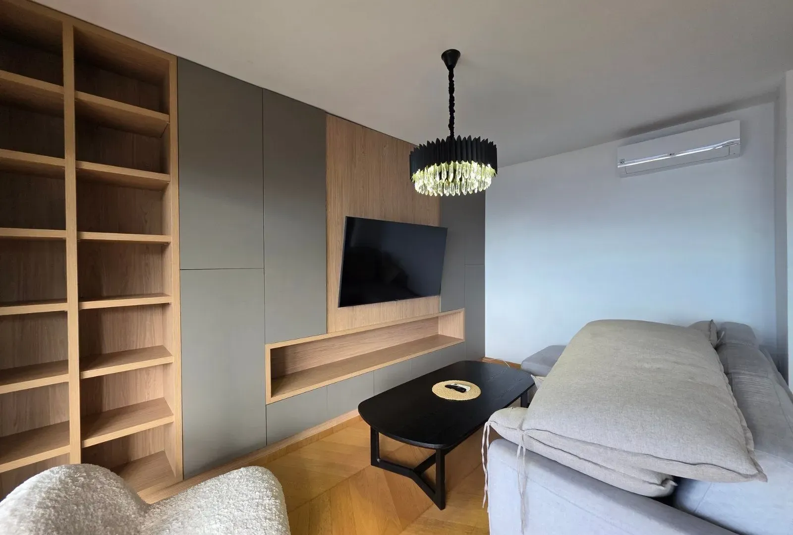 Sale, three bedroom apartment, 90m², Blizikuće, Budva