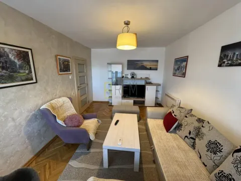 Izdavanje, jednosoban stan, 54m², Blok 9, Podgorica