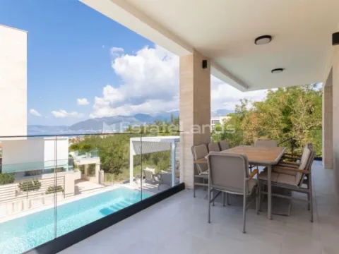 Izdavanje, kuća, 400m², Kalimanj, Tivat - image 2