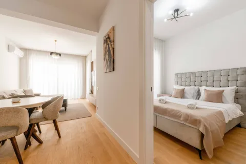 Rent, two bedroom apartment, 64m², Bečići, Budva - image 9