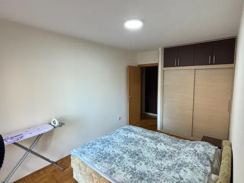 Rent, two bedroom apartment, 70m², Stari Aerodrom, Podgorica - image 4