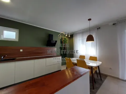 Rent, two bedroom apartment, 70m², Dobrota, Kotor - image 12