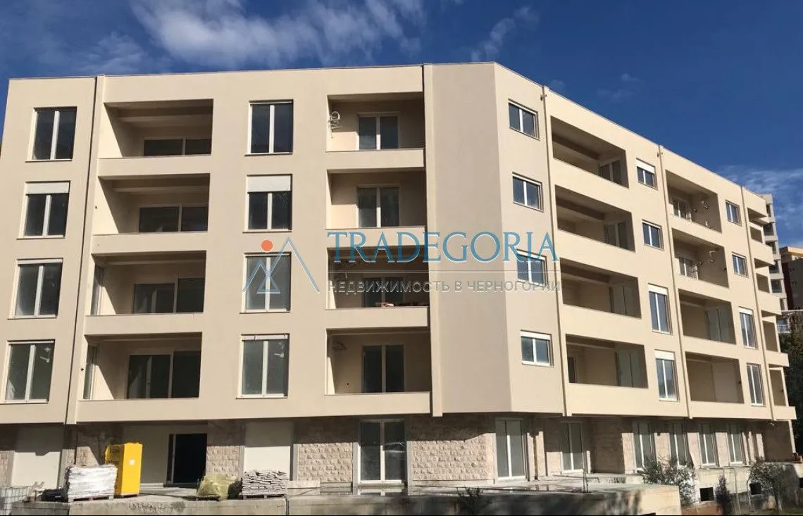 Prodaja, jednosoban stan, 92m², Bečići, Budva