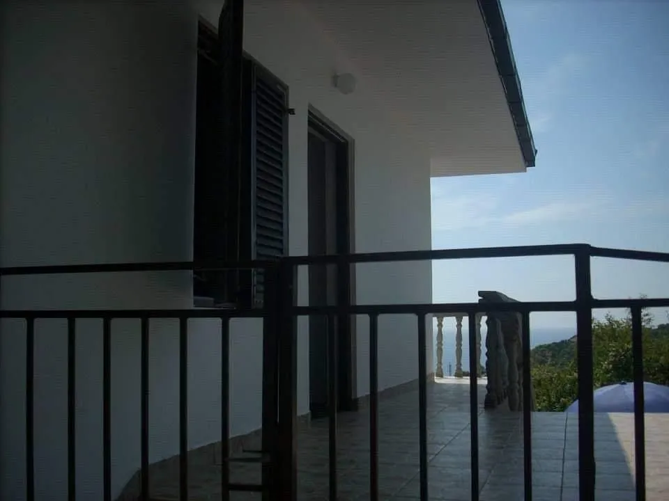 Prodaja, kuća, 144m², Sutomore, Bar