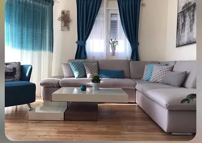 Prodaja, dvosoban stan, 82m², Kavač, Kotor