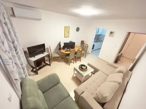 Izdavanje, jednosoban stan, 63m², Kava, Tivat - image 11