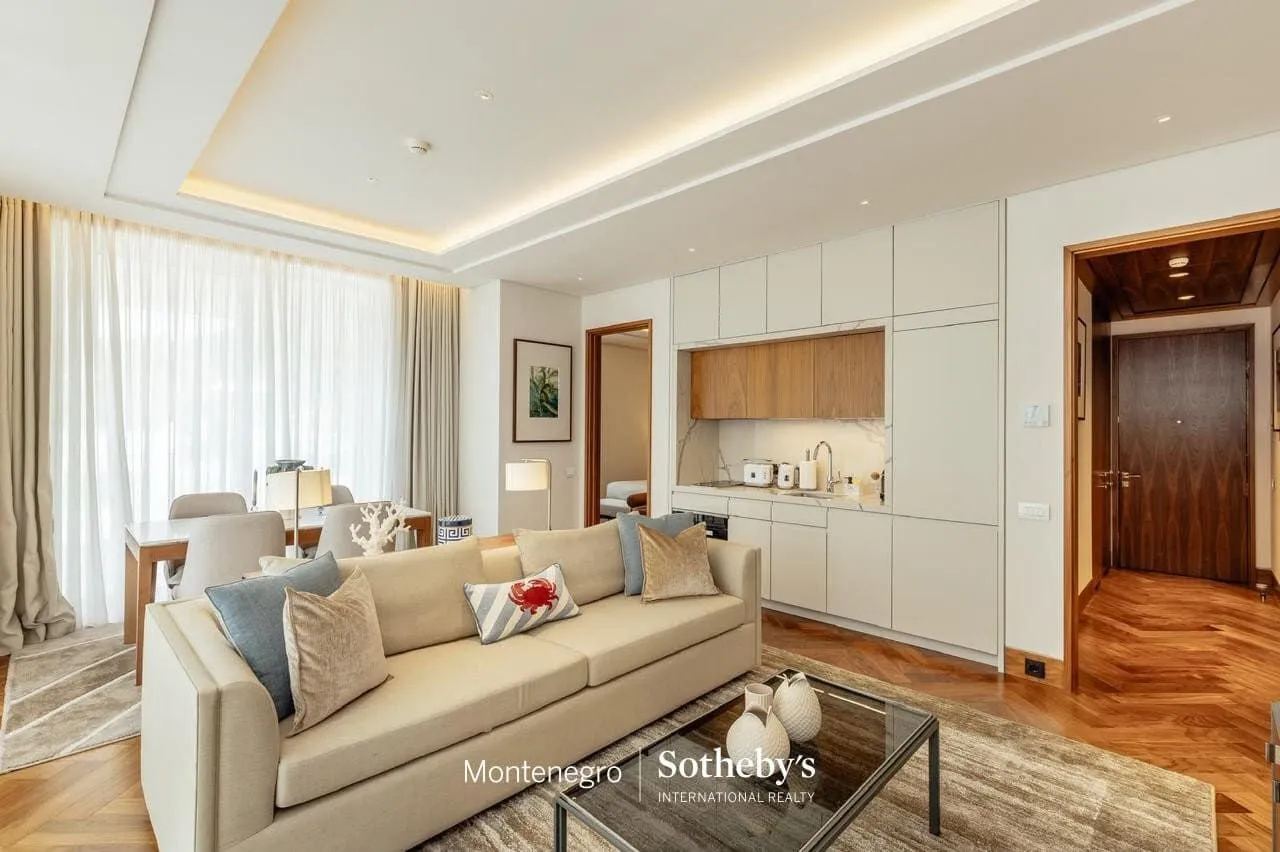 Rent, one bedroom apartment, 74m², Porto Montenegro, Tivat
