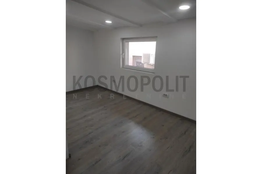 Prodaja, trosoban stan, 72m², Profesorska Kolonija, Palilula Sve Podlokacije